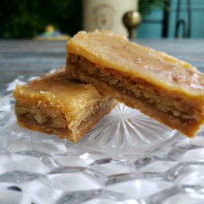 caramel nut bar 